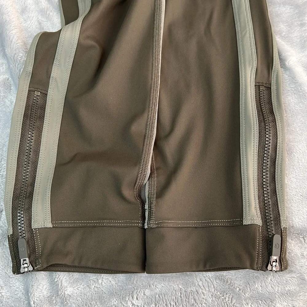 💥Lululemon Zip The Line Crop Legging Green Size 6